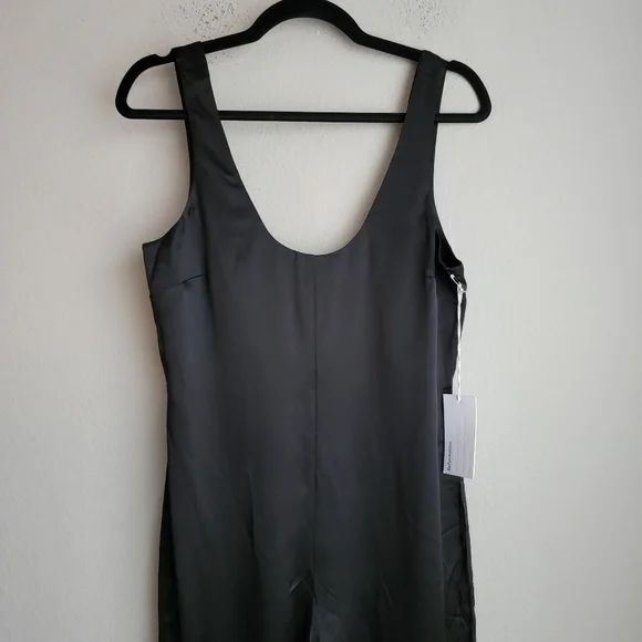 Reformation Brianna Silk Jumpsuit in Black size 2 NWT - Picture 3 of 9